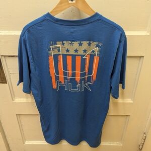 Huk Men's Blue and Orange Short Sleeve Tee